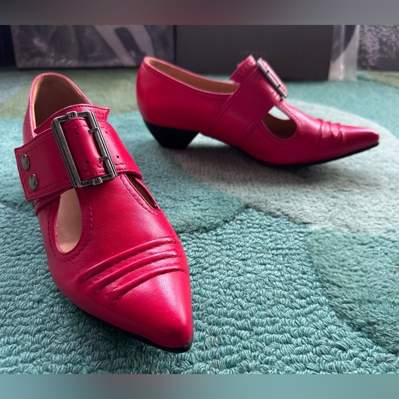 Fluevog LIKE NEW Truth Pilgrim lipstick red pointy buckle shoe - 8 (fits 7.5) - Picture 3 of 16